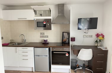 (Studio) Helmdon Road, City Centre, Leicester - Image 2