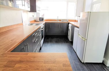 Marlborough Road, Brynmill, Swansea - Image 2