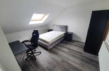  6, 3, Cathays, Cardiff - Image 3