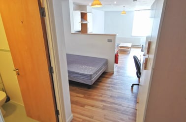 The Kingsway, Portland House, City Centre, Swansea - Image 2