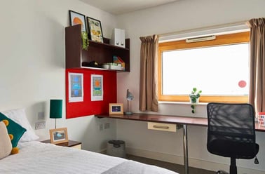 Ensuite Premium, Heantun Point, 1 Culwell Street, City Centre, Wolverhampton - Image 2