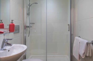 Silver Ensuite, The Cam Foundry, 315 Mill Road, City Centre, Cambridge - Image 3