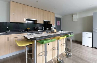 Ensuite Penthouse, Gosford Gate, 1 Far Gosford Street, Far Gosford, Coventry - Image 2