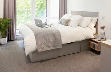 Studio Silver Deluxe (balcony), Lace Market Studios, 7 Belward Street, City Centre, Nottingham - Image 2