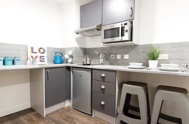 Classic - 2 Bed Flat, Beckley Point, 39 Cobourg Street, City Centre, Plymouth - Image 2