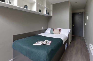 Ensuite Penthouse, Gosford Gate, 1 Far Gosford Street, Far Gosford, Coventry - Image 2