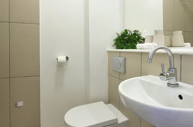 Gold En-suite, The Village at The Viaduct, Ainsley Street, City Centre, Durham - Image 3