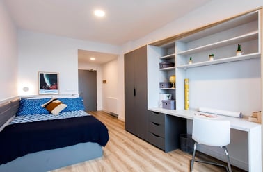 Deluxe En Suite, Highfield Park, 274 North Circular Road, City Centre, Dublin - Image 2