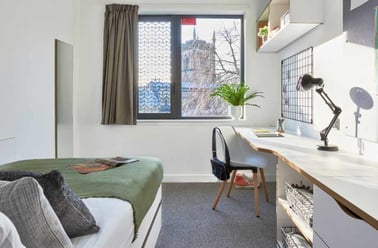 Ensuite Silver, 41 Castle Street, De Montfort University, Leicester - Image 3