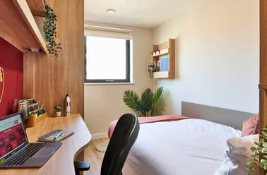 Ensuite Bronze, 17a Christchurch Road, City Centre, Bournemouth - Image 3