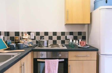 Studio Classic, Pavilion Court, 1-54 Station Road West, Canterbury - Image 3