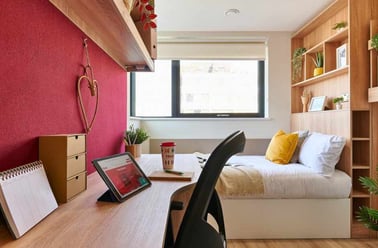 Ensuite Bronze Plus, 17a Christchurch Road, City Centre, Bournemouth - Image 2