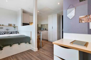 Studio Gold, 27 Magdalen Street, New Town, Colchester - Image 2