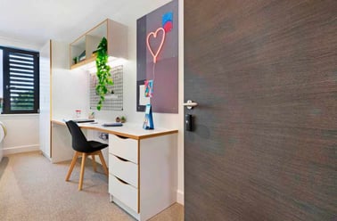 Ensuite Bronze, 27 Magdalen Street, New Town, Colchester - Image 2