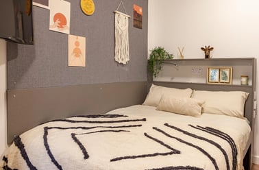 Classic - 2 Bed Flat, Belaton House, 130 Holdenhurst Road, City Centre, Bournemouth - Image 2