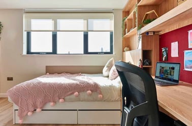 Studio Gold, 17a Christchurch Road, City Centre, Bournemouth - Image 2