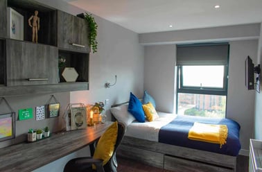 4 bed Penthouse, Queens Court, 15 Queens Walk, City Centre, Reading - Image 3