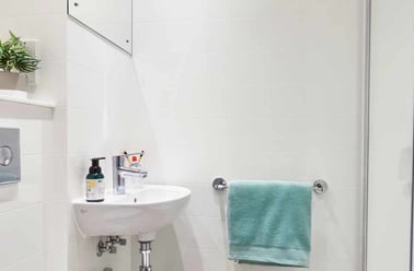 Ensuite Platinum Plus, 41 Castle Street, De Montfort University, Leicester - Image 3