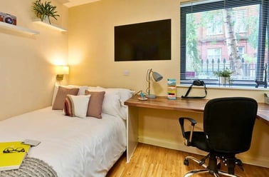 Studio Deluxe, The Hub, 21-25 South Lambeth Road, Vauxhall, London - Image 2