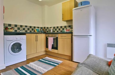 Apartment Classic Bigger 1-bed, Pavilion Court, 1-54 Station Road West, Canterbury - Image 2