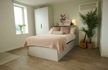 Silver Studio Accessible, Brigg Point, Gas Lane, City Centre, Bristol - Image 2