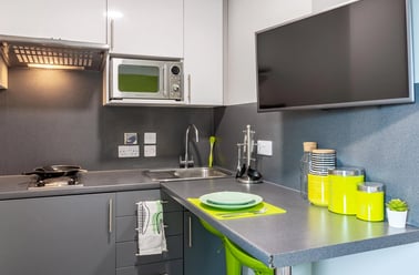 Premium Studio, Austen House, Back of the Walls, City Centre, Southampton - Image 3
