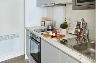 Studio Gold, View Studios, 11-13 Spa Road, Bermondsey, London - Image 3