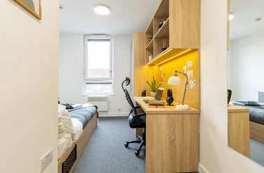 Classic En Suite, Globe Works, 20 Cliveden Street, City Centre, Birmingham - Image 2