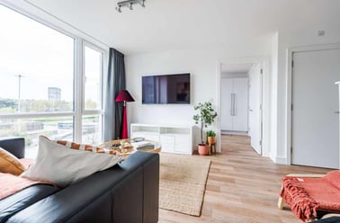 Deluxe with City View 2 Bedroom Apartment (1 ROOM), CODE Fairfax Street, Fairfax Street, City Centre, Coventry - Image 3