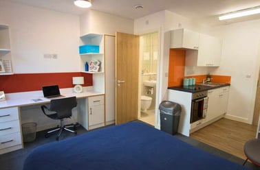 Studio Silver, The Village at The Viaduct, Ainsley Street, City Centre, Durham - Image 2