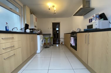 Cathays, Plasnewydd, Cardiff - Image 2