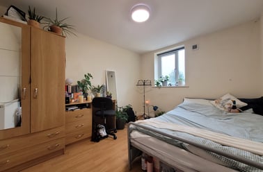 Cathays, Plasnewydd, Cardiff - Image 3