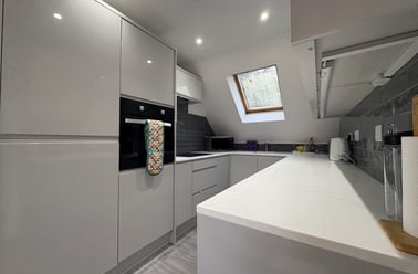 Thornhill, Cardiff - Image 2