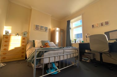 Cathays, Cardiff - Image 3