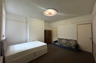 Chaucer Street, Highfields, Leicester - Image 2