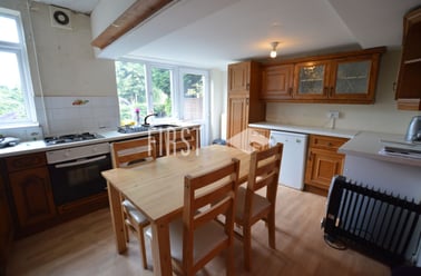 Queens Road, Knighton, Leicester - Image 2