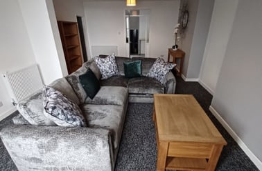 Colbourne Terrace, Waun Wen, Swansea - Image 2