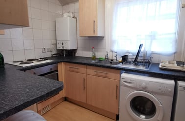 King Edwards Road, Brynmill, Swansea - Image 2