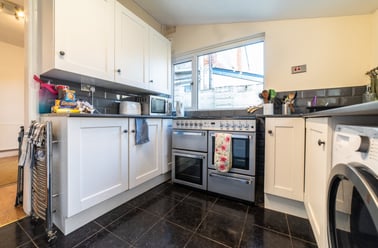 Roath, Plasnewydd, Cardiff - Image 2