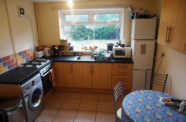 Cathays, Cardiff - Image 2