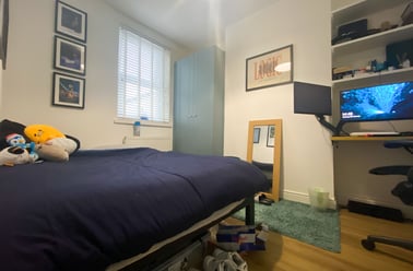 Cathays, Cardiff - Image 3