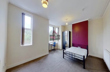 Salford, Seedley - Image 2