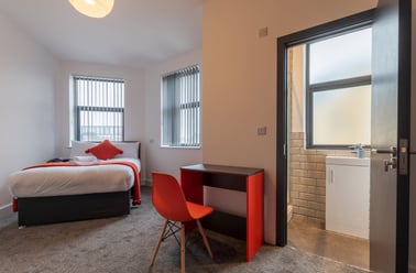 Port Tennant , Port Tennant, Swansea - Image 2