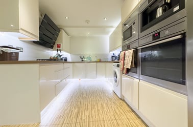 Cathays, Plasnewydd, Cardiff - Image 2