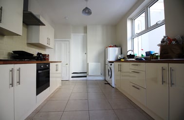 Roath, Cathays, Cardiff - Image 3