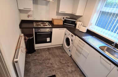 Carmarthen Road, Cwmbwrla, Swansea - Image 3