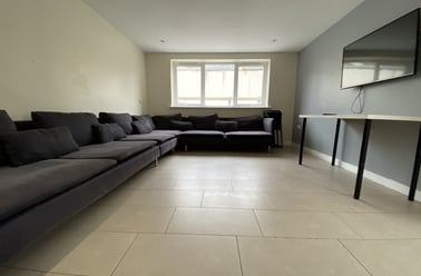 Cathays, Plasnewydd, Cardiff - Image 2