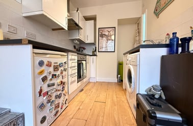 Roath, Plasnewydd, Cardiff - Image 2