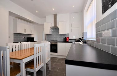 Wavertree, Toxteth, Liverpool - Image 2