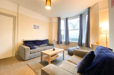 Cathays, Cardiff - Image 2